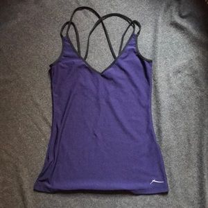 🎉 Gottex strappy back yoga tank
